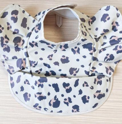Baby Meal Pocket Waterproof Bib with Angel Wing Design